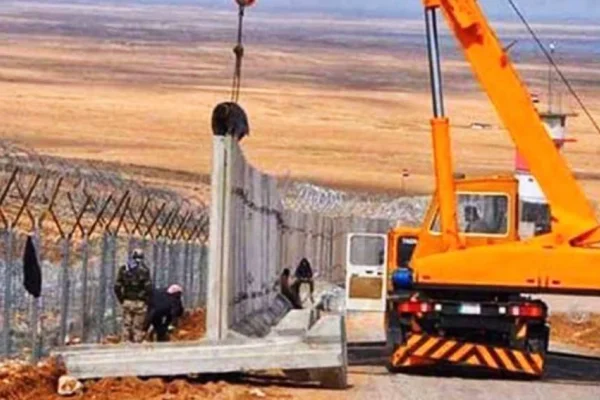 Kürtler ve etrafına örülen duvarlar