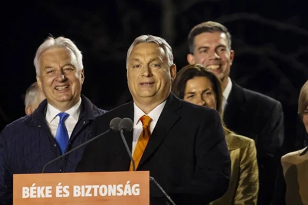 Macaristan'da Orban kazandı!