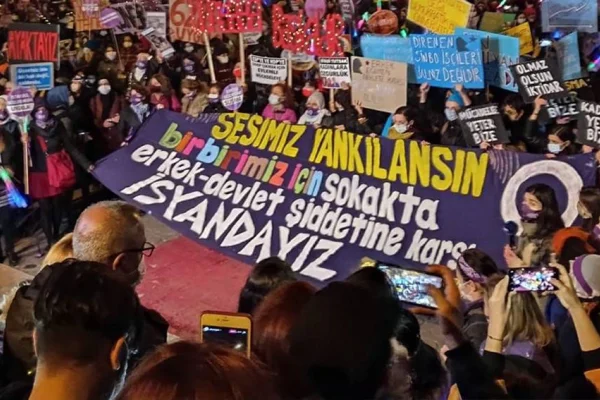 Erkek şiddetini durdurun!