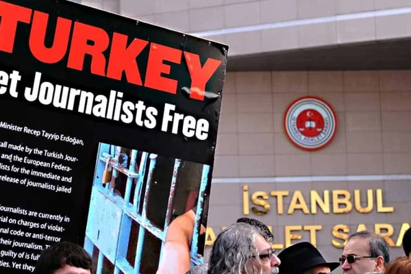 18 yılda  721 GAZETECİ tutuklandı