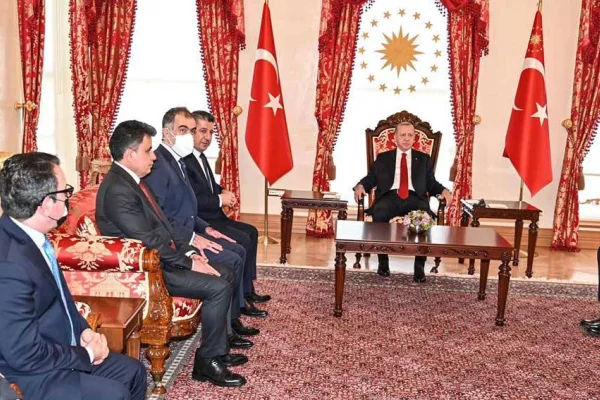 İlk saldırı dalgası kırıldı