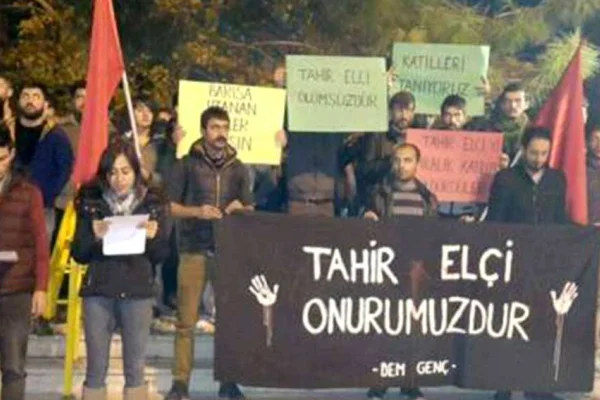 Elçi'yi anmaya 8 yıl sonra ihraç