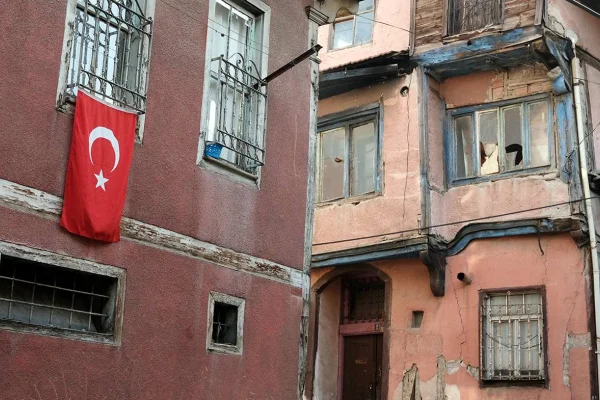 Yahudiler bitti sıra mahallesinde!