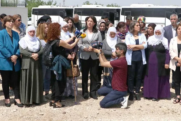 Buldan ailelerin nöbetinde