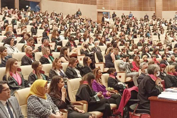 Mücadeleden vazgeçmek gibi bir lüks yok