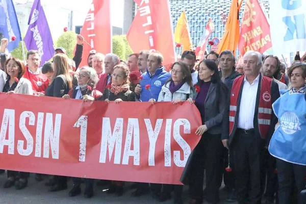 1 Mayış şehitleri anıldı