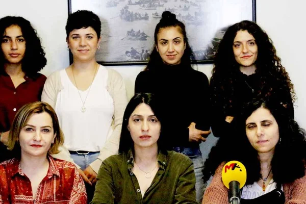 Gazeteci kadınlar çare üretiyor