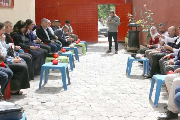 Bıçak kemikte