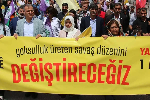 Emekçi halklar savaşa karşı birleşin!