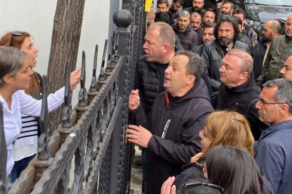 Soysuzun adamlarından provokasyon