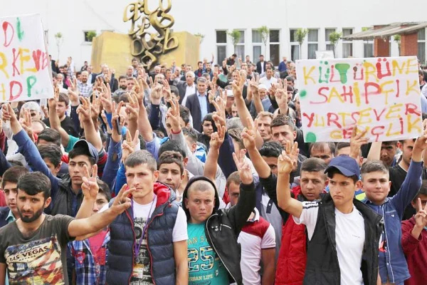 Farklı coğrafyalardan Kürt gençleri anlatıyor