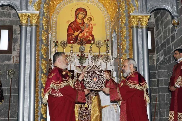 Önce tahribat sonra istismar