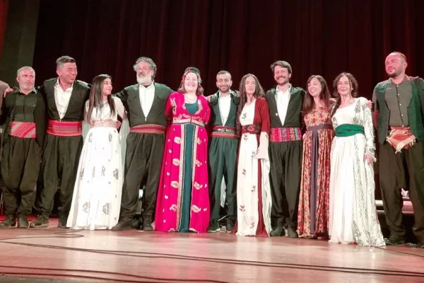 Özgürlük yolcularının ördüğü festival