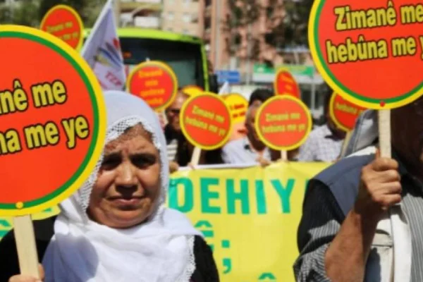Kürtçe müziğe talimatla gelen yasak 