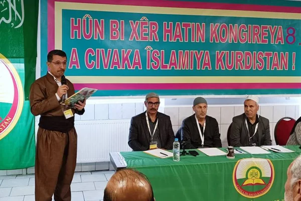 Din savaş ve zulmün kılıfı olamaz