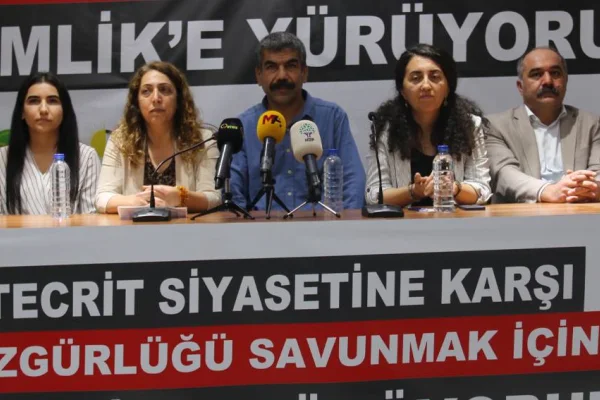 Tecride karşı Gemlik’e yürüyüş