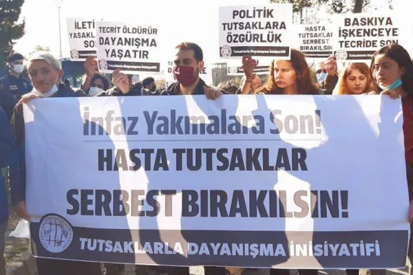 Diktatörün korkusu ve direniş