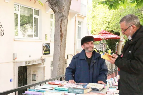 Kitapla geçen yarım asır