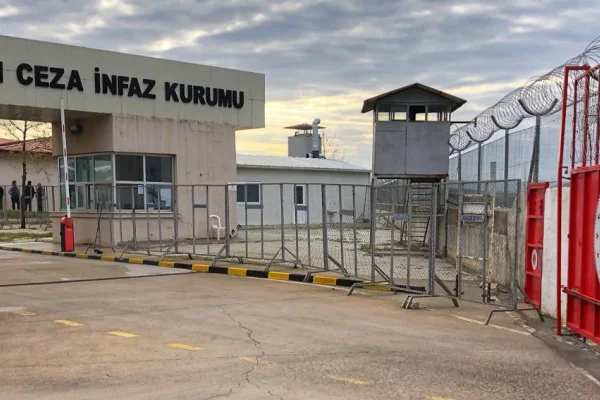 Duruşmadan önce işkence