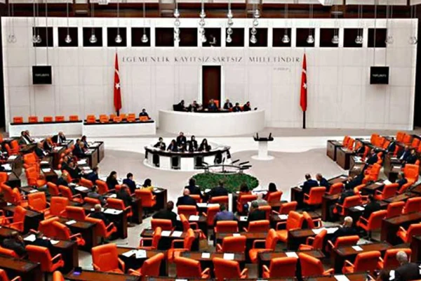 Savaş tezkereleri görüşülecek