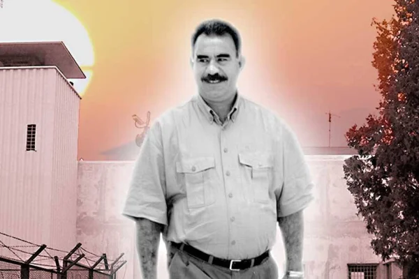 İmralı kayalıklarına zincirlendim!