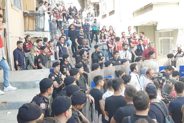Fetihtepe AKP’nin rantına direniyor