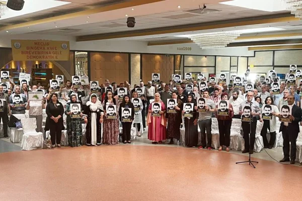 Yasağa karşı dava açmalıyız 