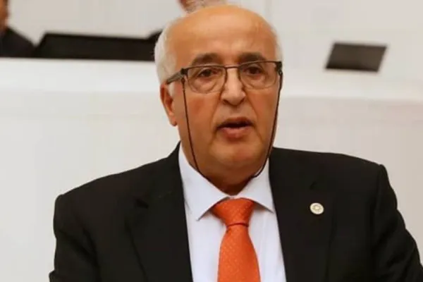 Alevi gençlere kıskaç