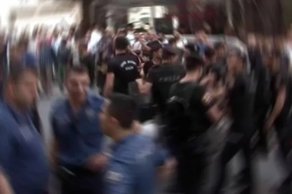 Kürt düğününe operasyon: Damat ve konuklar tutuklandı