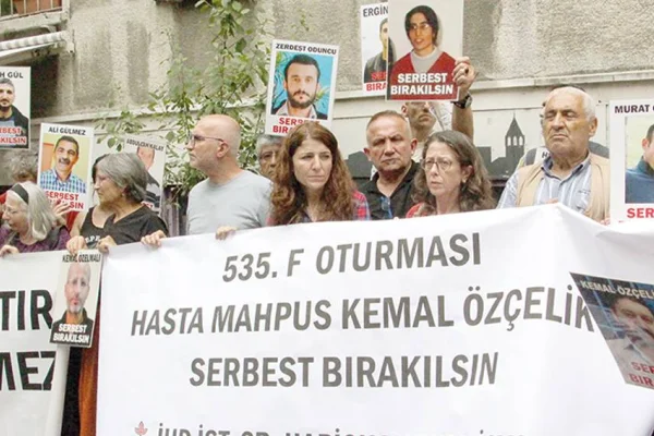 Özçelik'in tedavisi engellendi