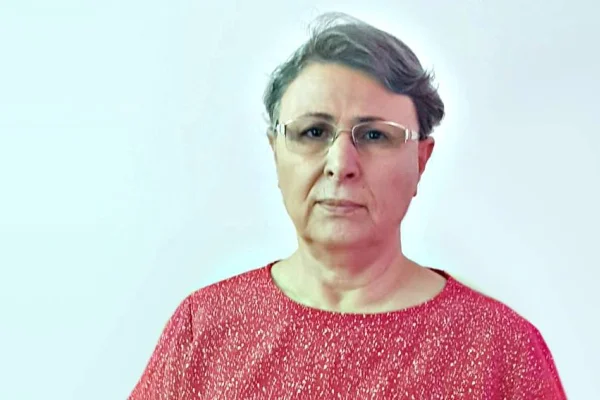Dağılmayan kum fırtınası
