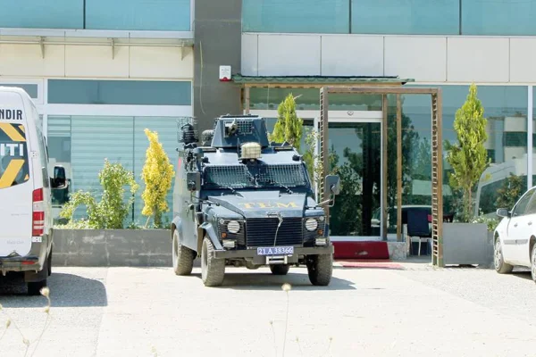 Yapım şirketleri bir aydır ablukada