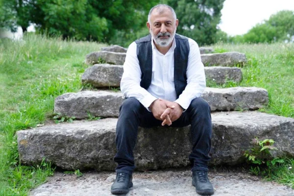 Azadî: Emek dolu bir çalışma