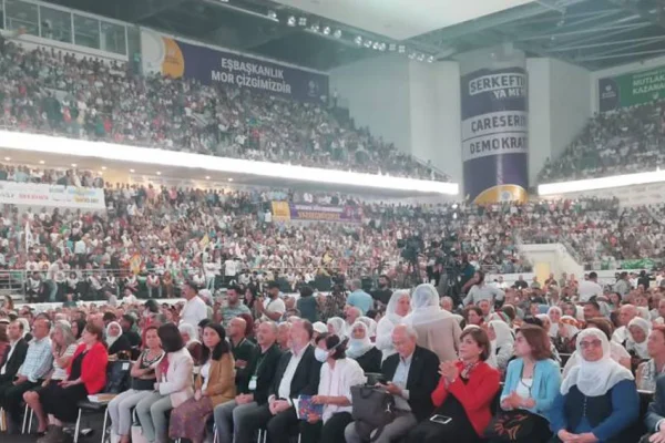 Türkiye’de değişim ihtiyacı ve HDP 