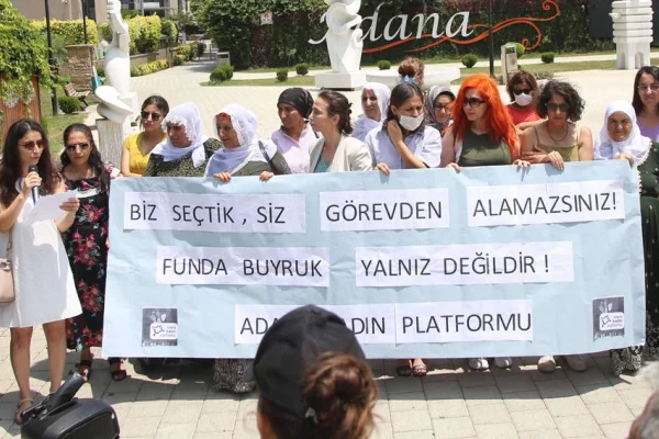 Suç işleyerek, suç aradılar