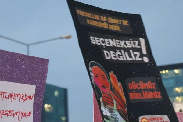 Sen misin fuhuşa zorlayan!