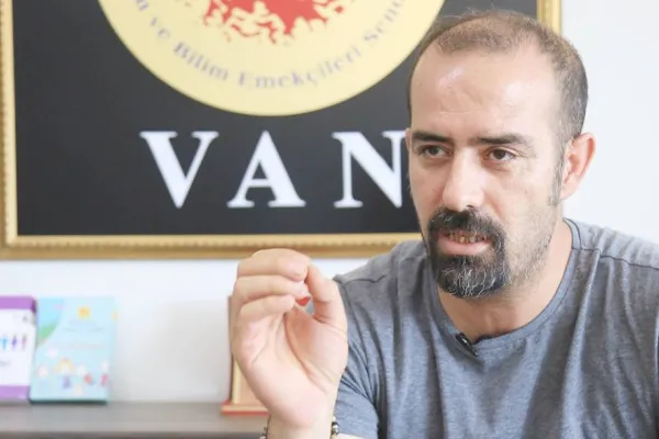 3 kontenjan Kürtlere hakarettir