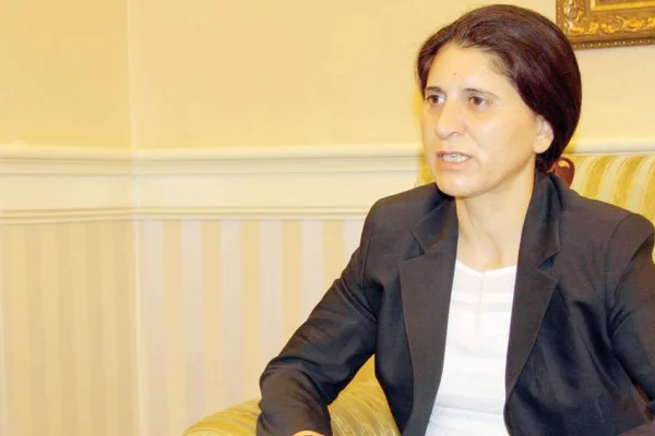Türkiye'ye rağmen devrim