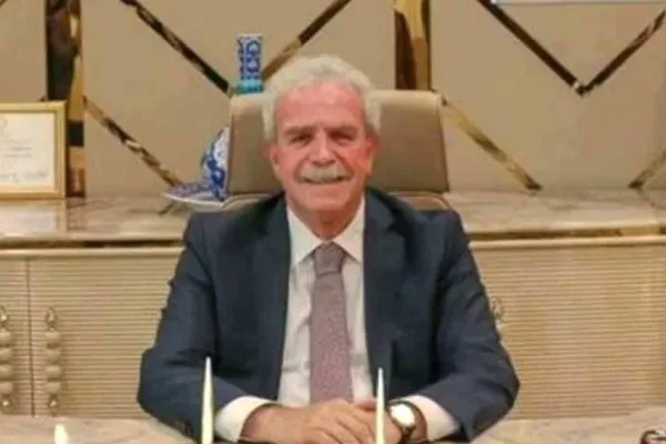Epeyce semirip gitti