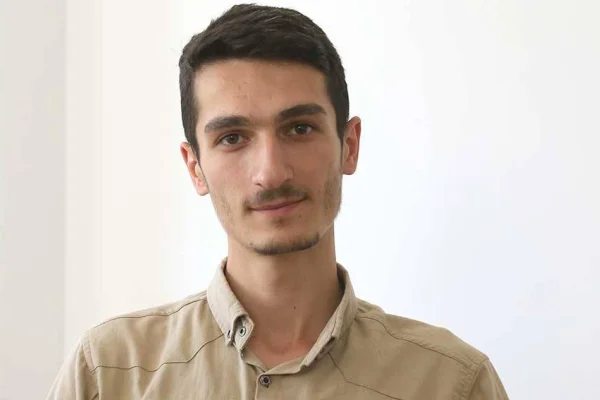 Zorla parmak izi bıraktılar