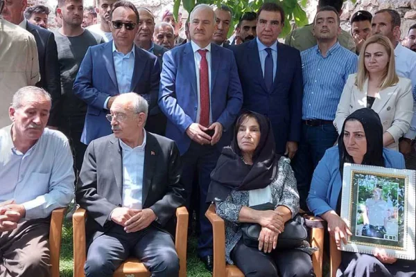 Kılıçdaroğlu Roboskî'deydi