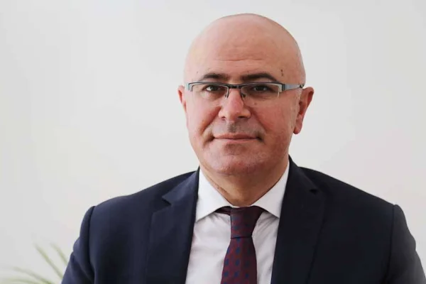 Erdoğan, iktidarı için Batı ile pazarlık yapıyor