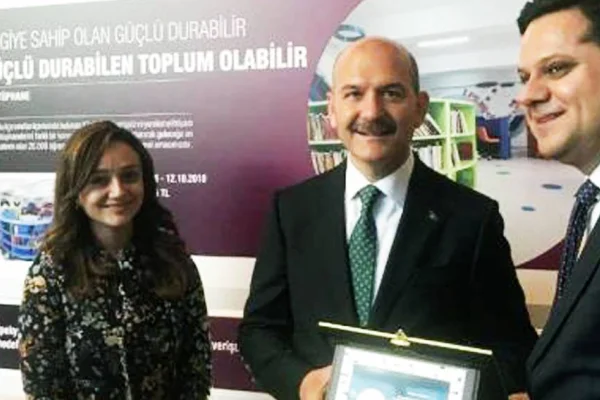 Kürt anasını görmesin kayyum’u görsün 