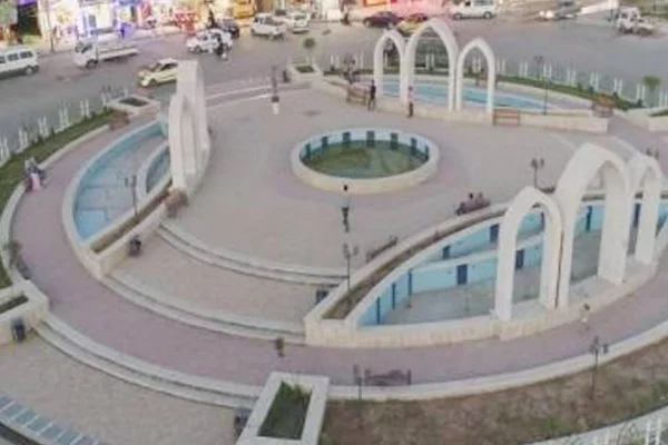 Reqalı kadınlar: Hava sahası kapatılsın
