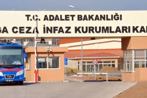 ‘Hasta Kadın Mahpuslara Özgürlük için 1000 Kadın Girişimi’