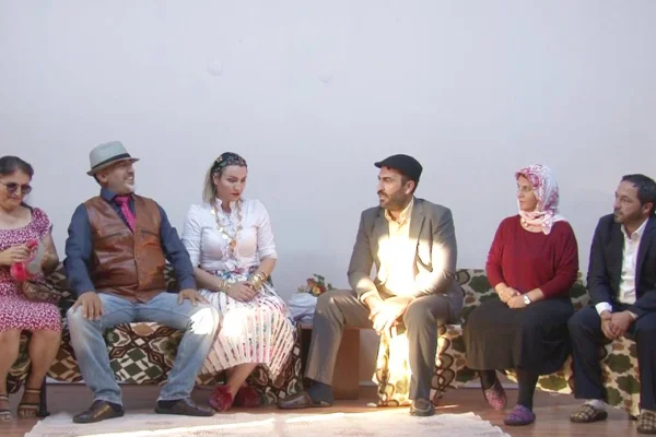 Gımgım Tiyatro Zonema: Kırmançkî kaybolmasın