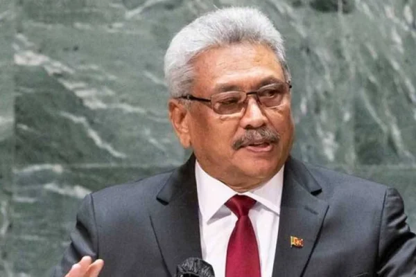 Rajapaksa dönmeye çalışıyor