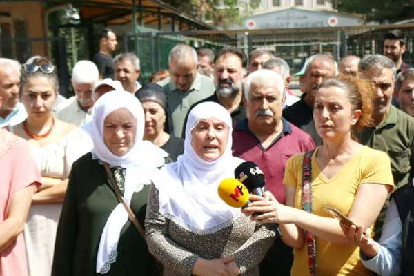 Tutsak yakınları kararlı