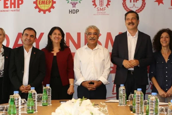 Faşizme karşı birlikte bir eksik