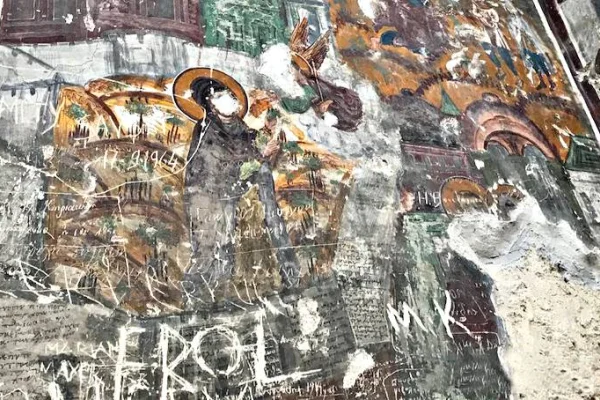    Sümela Manastırı'nda barbarlık